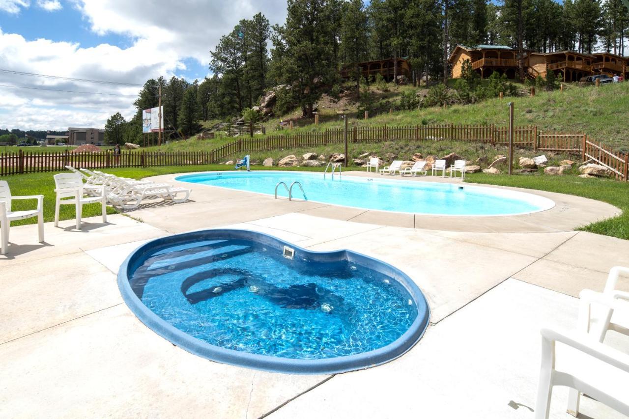 Rock Crest Lodge & Cabins Custer Extérieur photo