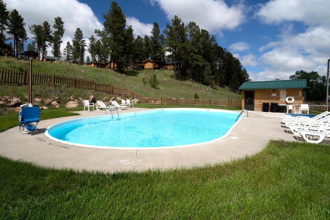 Rock Crest Lodge & Cabins Custer Extérieur photo