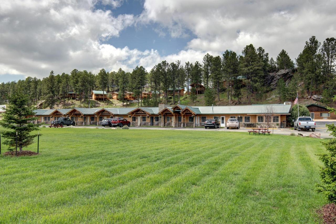 Rock Crest Lodge & Cabins Custer Extérieur photo