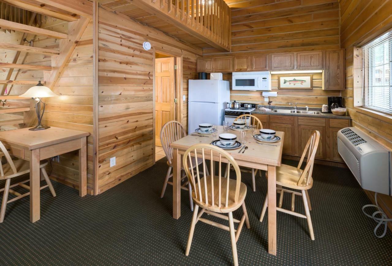 Rock Crest Lodge & Cabins Custer Extérieur photo